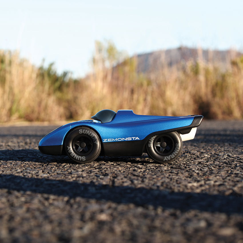 PLAYFOREVER - MINI ZEMONSTA HANS