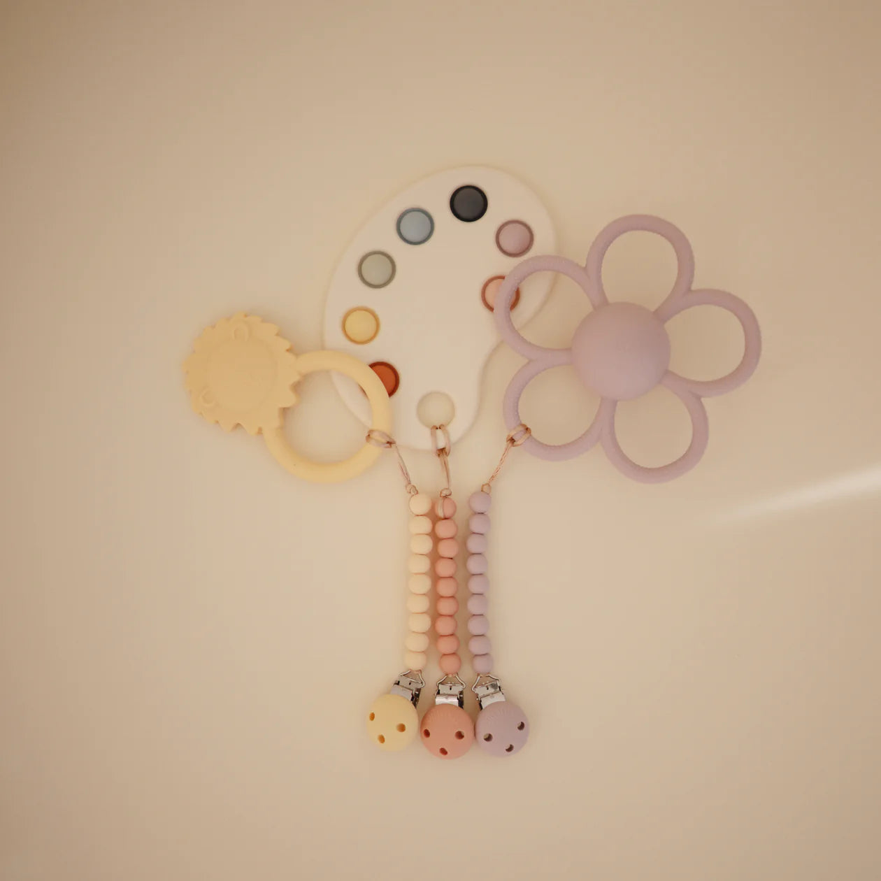 Mushie Silicone Pacifier Clip