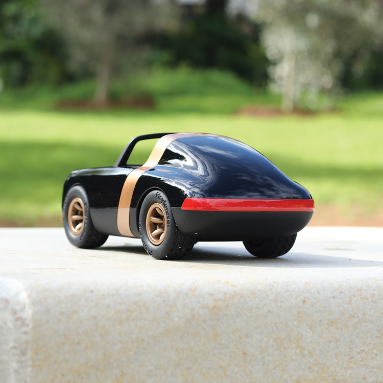 Luft Crow Car by Playforever